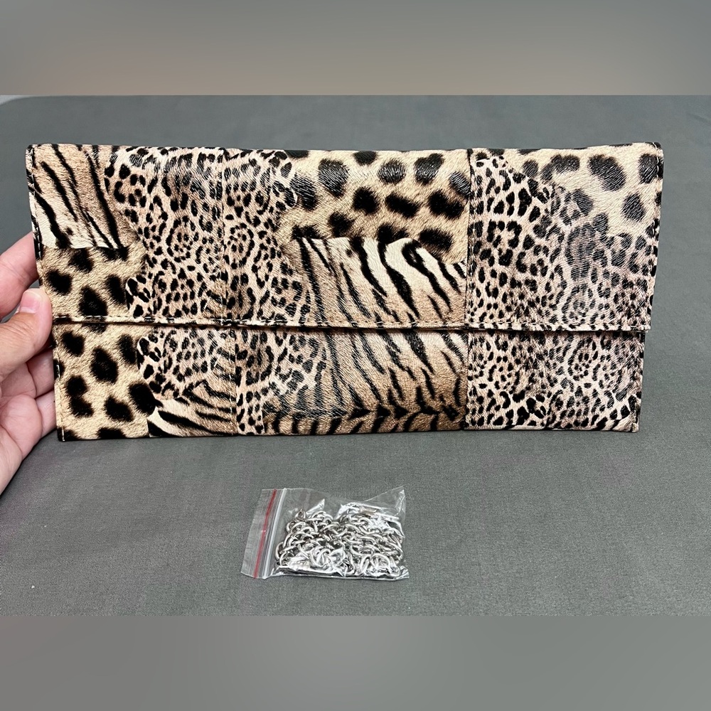 VTG J Francis Animal Print Clutch W/ Detachable Shoulder Strap 11x6.5”